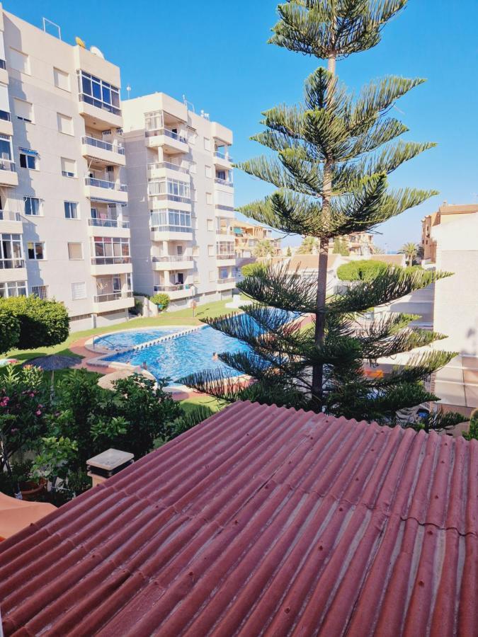 Magnifico Chalet Adosado En Torrevieja, Alicante. Zewnętrze zdjęcie