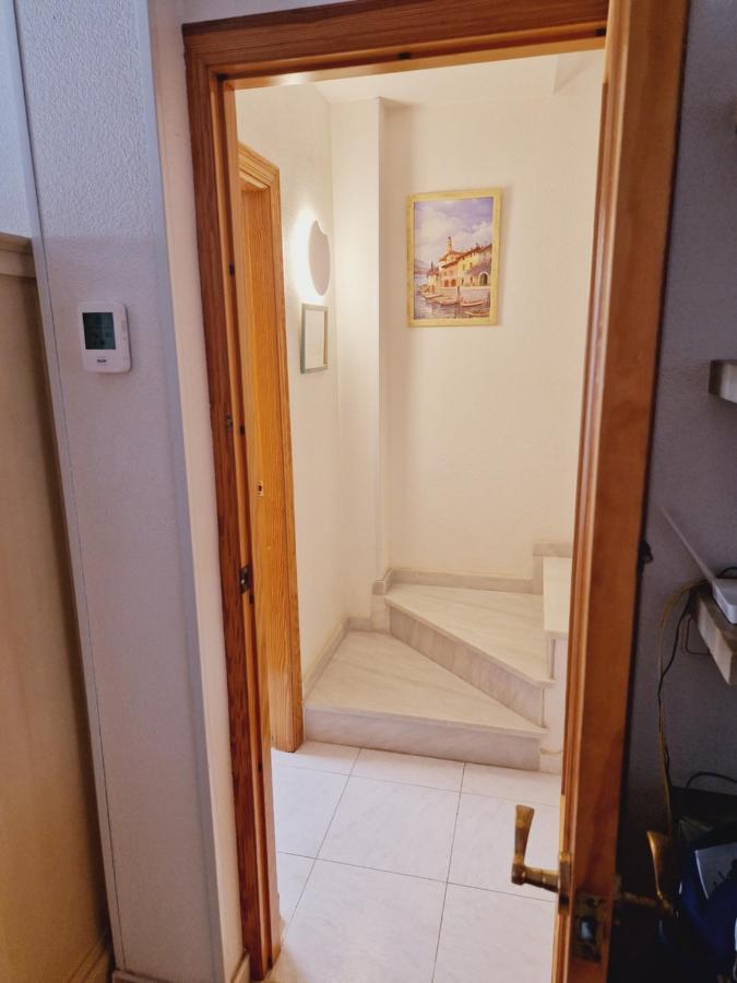 Magnifico Chalet Adosado En Torrevieja, Alicante. Zewnętrze zdjęcie