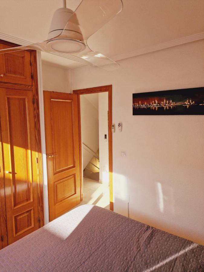Magnifico Chalet Adosado En Torrevieja, Alicante. Zewnętrze zdjęcie