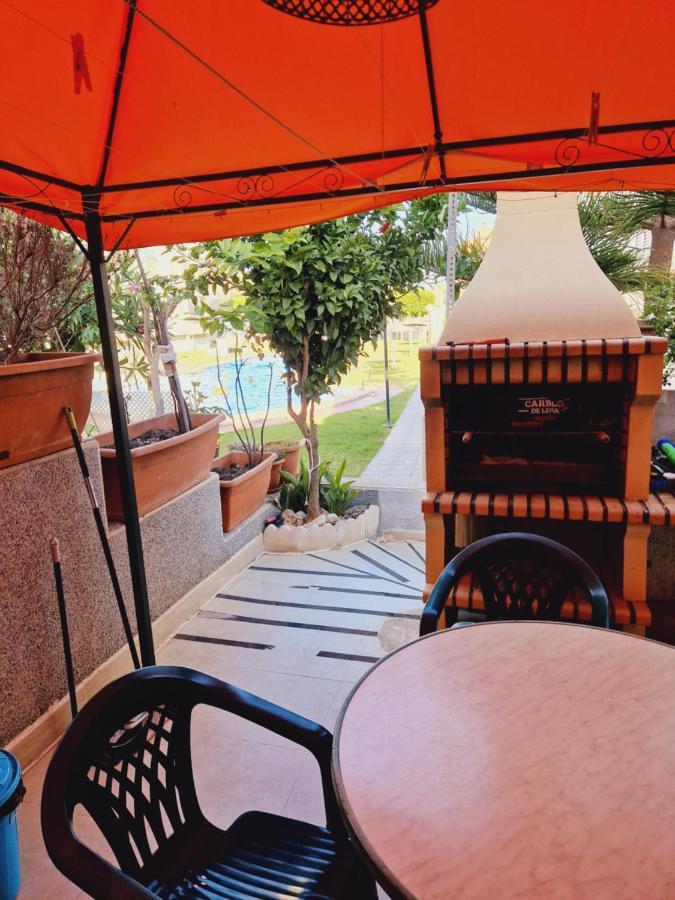 Magnifico Chalet Adosado En Torrevieja, Alicante. Zewnętrze zdjęcie